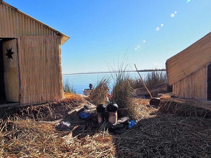 ILES FLOTTANTES UROS